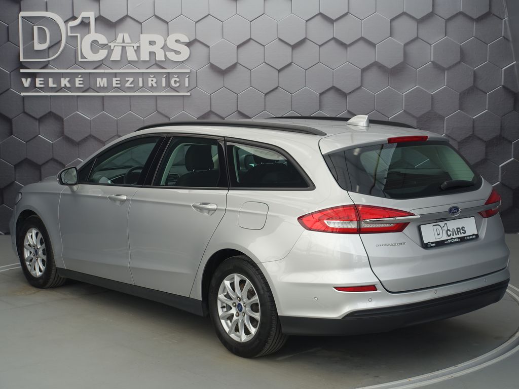 ford-mondeo-110-kw-at8-kamera - 1