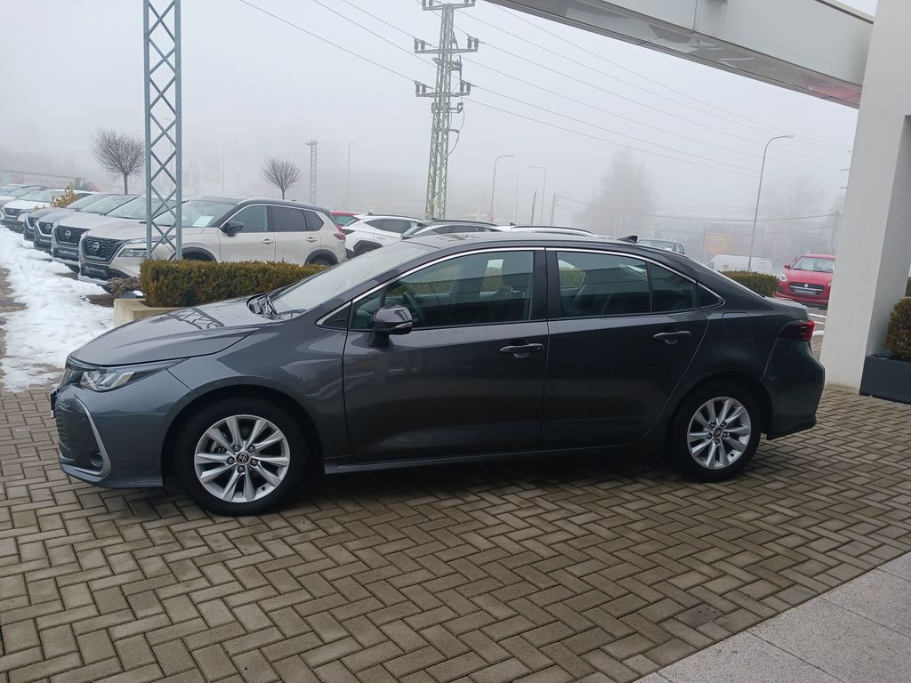 toyota-corolla-1-8-hybrid-e-cvt-comfort-tech - 2