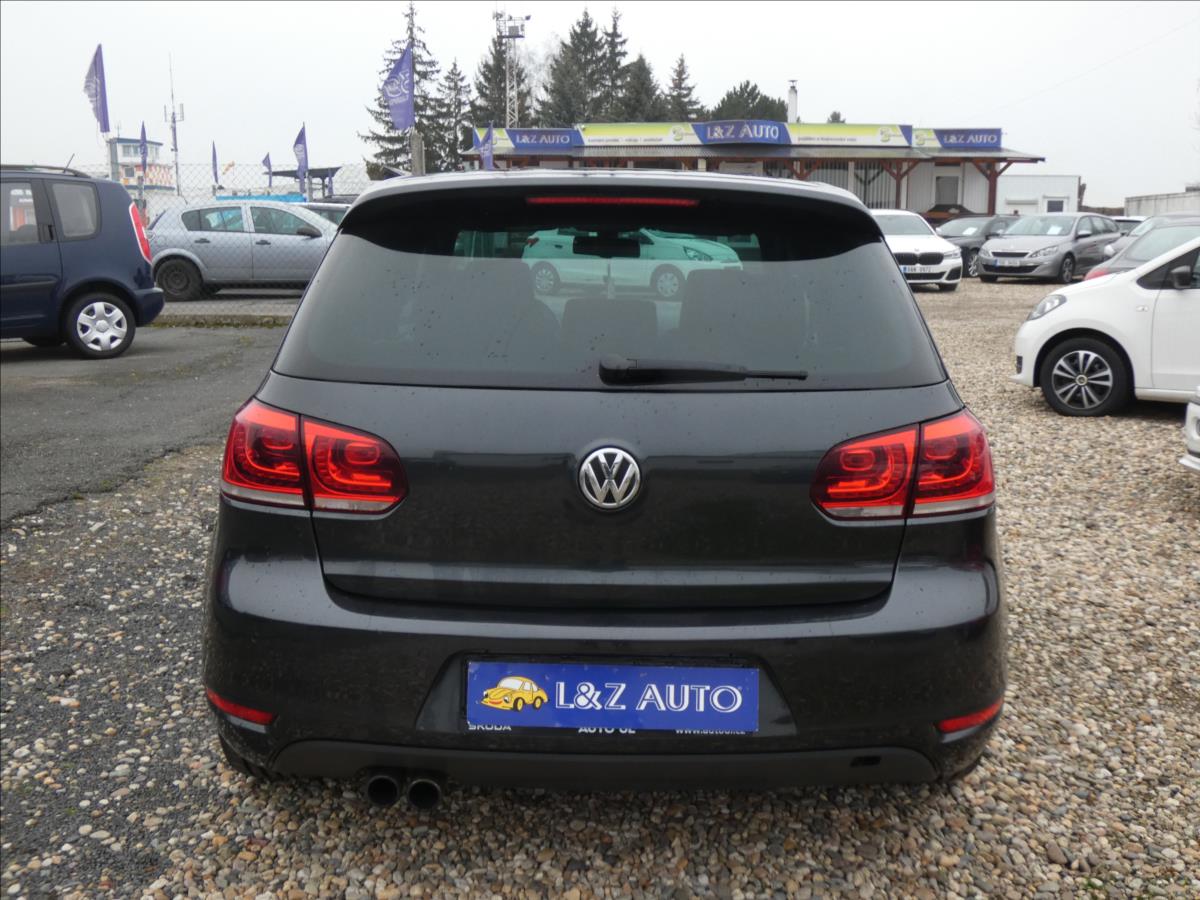 volkswagen-golf-2-0-gtd - 4