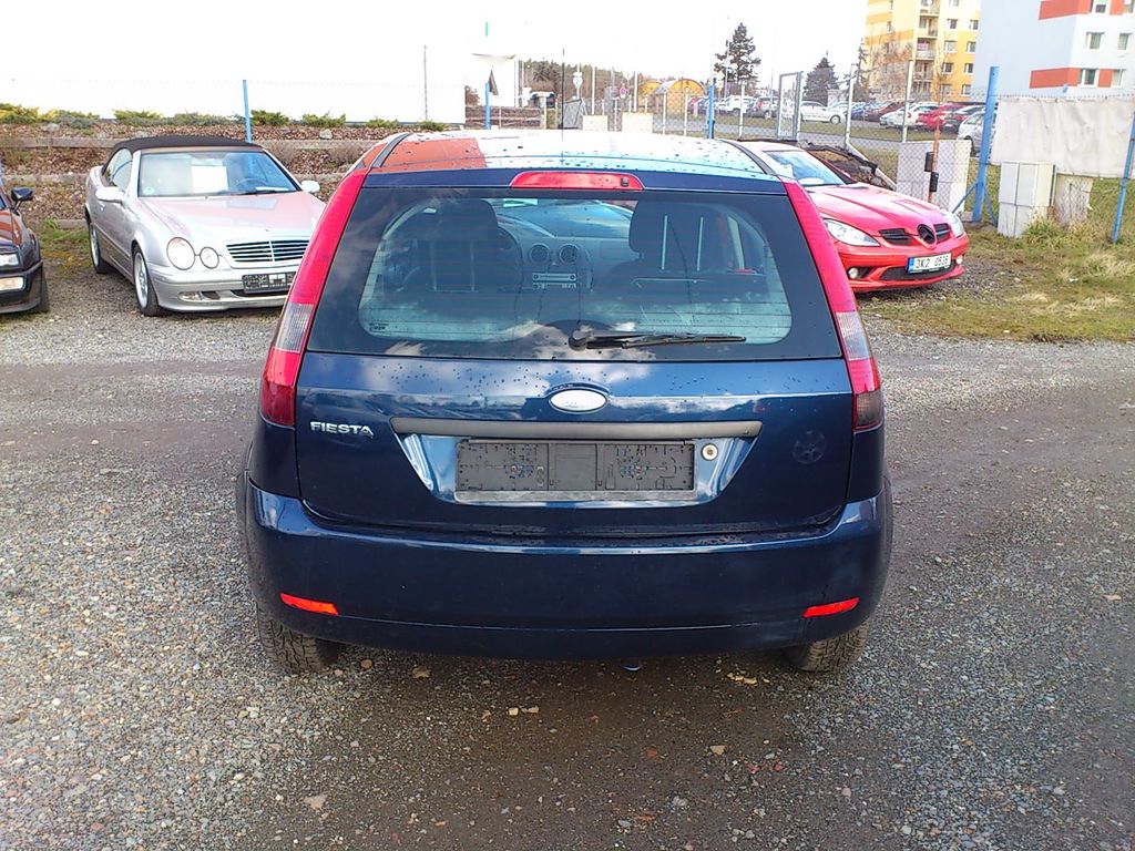 ford-fiesta-1-3-51-kw - 3