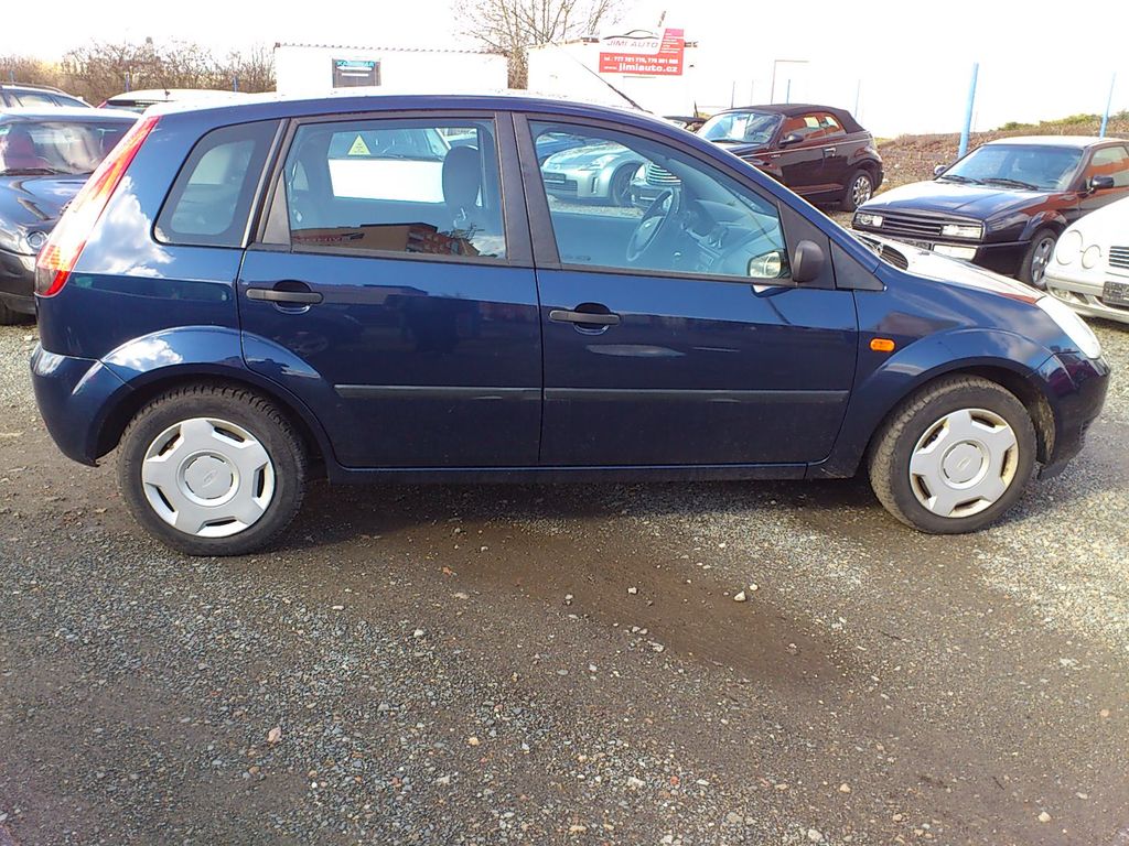 ford-fiesta-1-3-51-kw - 5