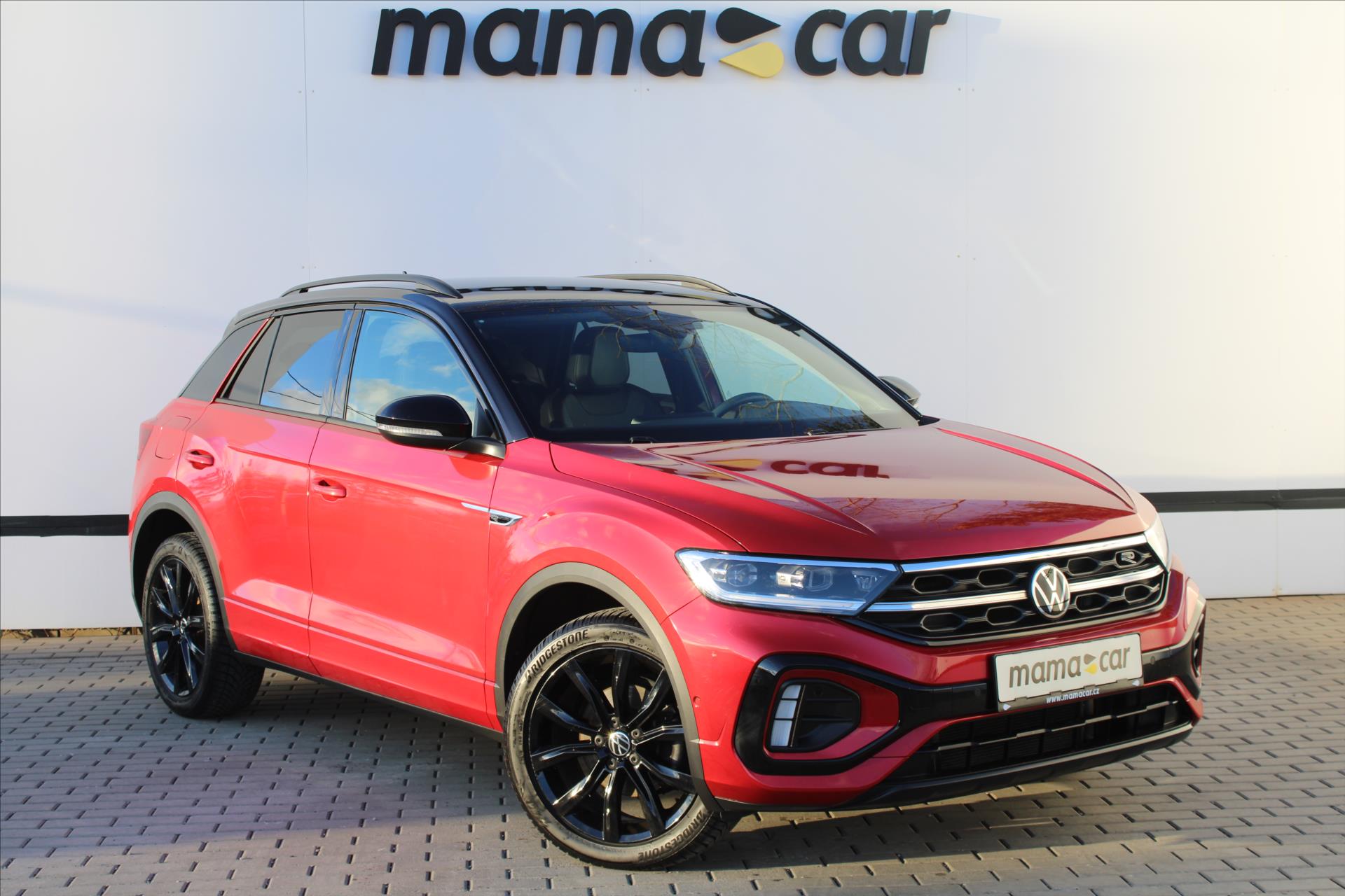 Volkswagen T-Roc 1.5 TSI DSG R-LINE ZÁRUKA 2026