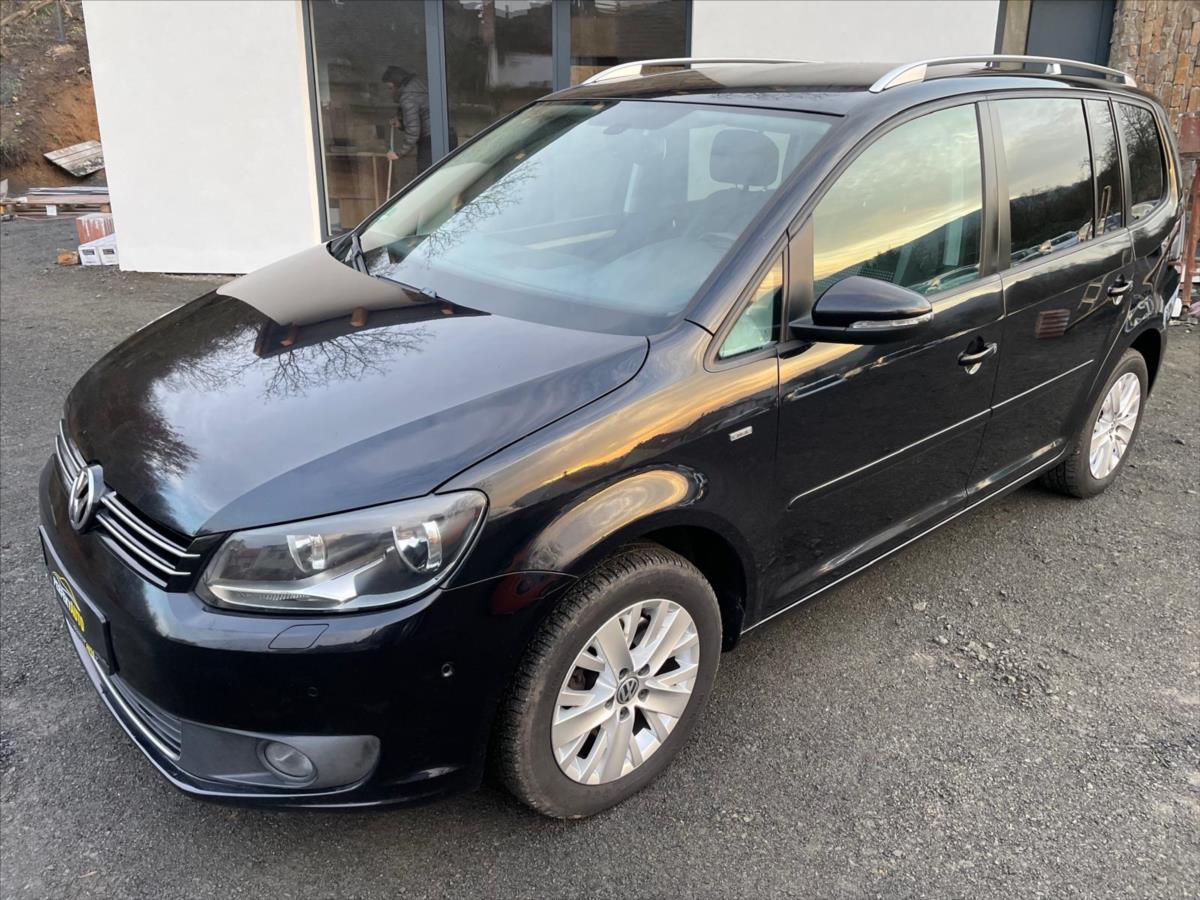 Volkswagen Touran 2,0 TDi  Comfort,Live.Serviska.