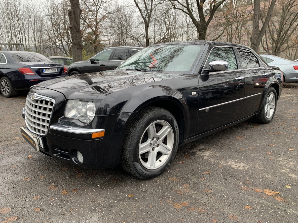 Chrysler 300C 2,7 L V6