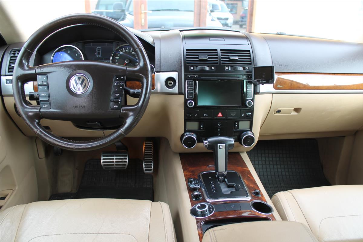 volkswagen-touareg-3-0-tdi-v6-176kw-cr-webasto - 8