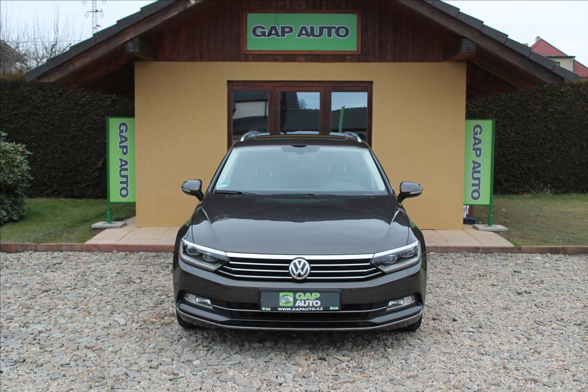 volkswagen-passat-2-0-tdi-110kw-full-led-highl - 1