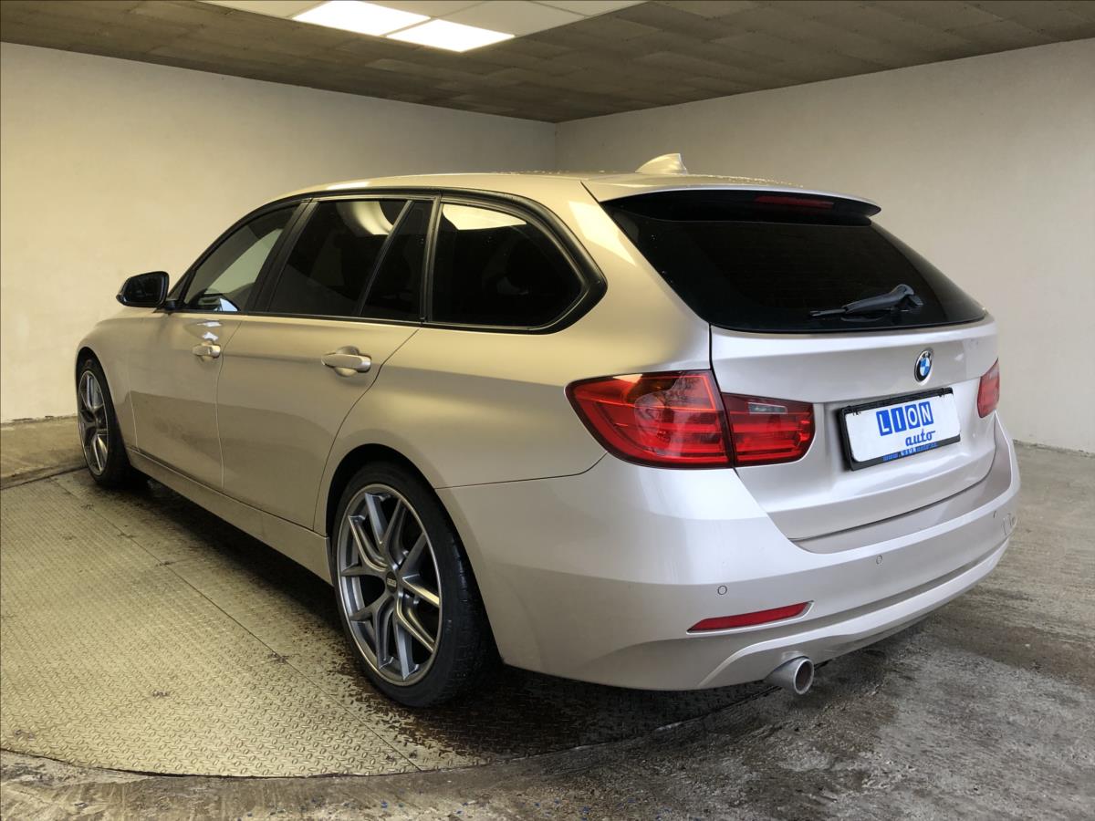 bmw-rada-3-2-0-320d-sport-line-touring - 4