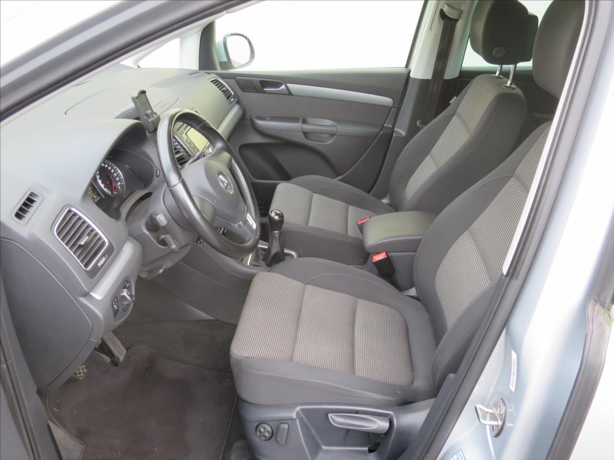 volkswagen-sharan-1-4-tsi - 6