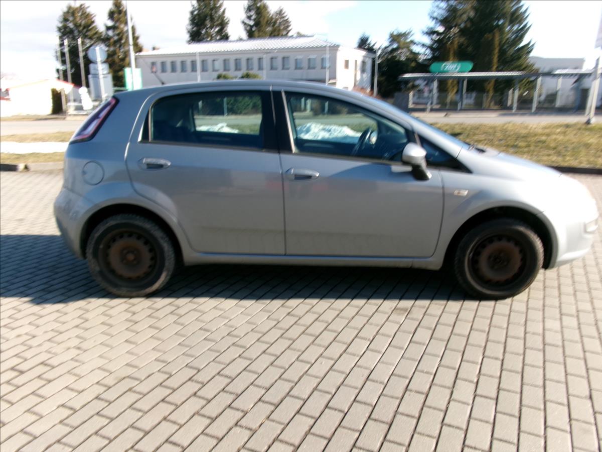 fiat-punto-1-4-dynamic-57kw-bez-koroze - 4