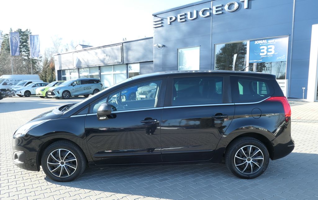 peugeot-5008-peugeot-5008-2-0hdi-150-ps - 3