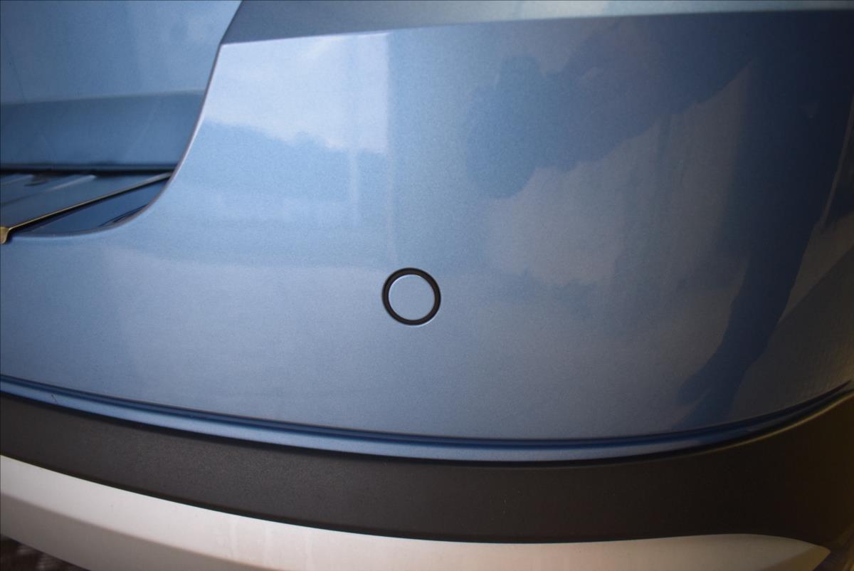 skoda-fabia-1-0-tsi-scout-line-top-stav - 9