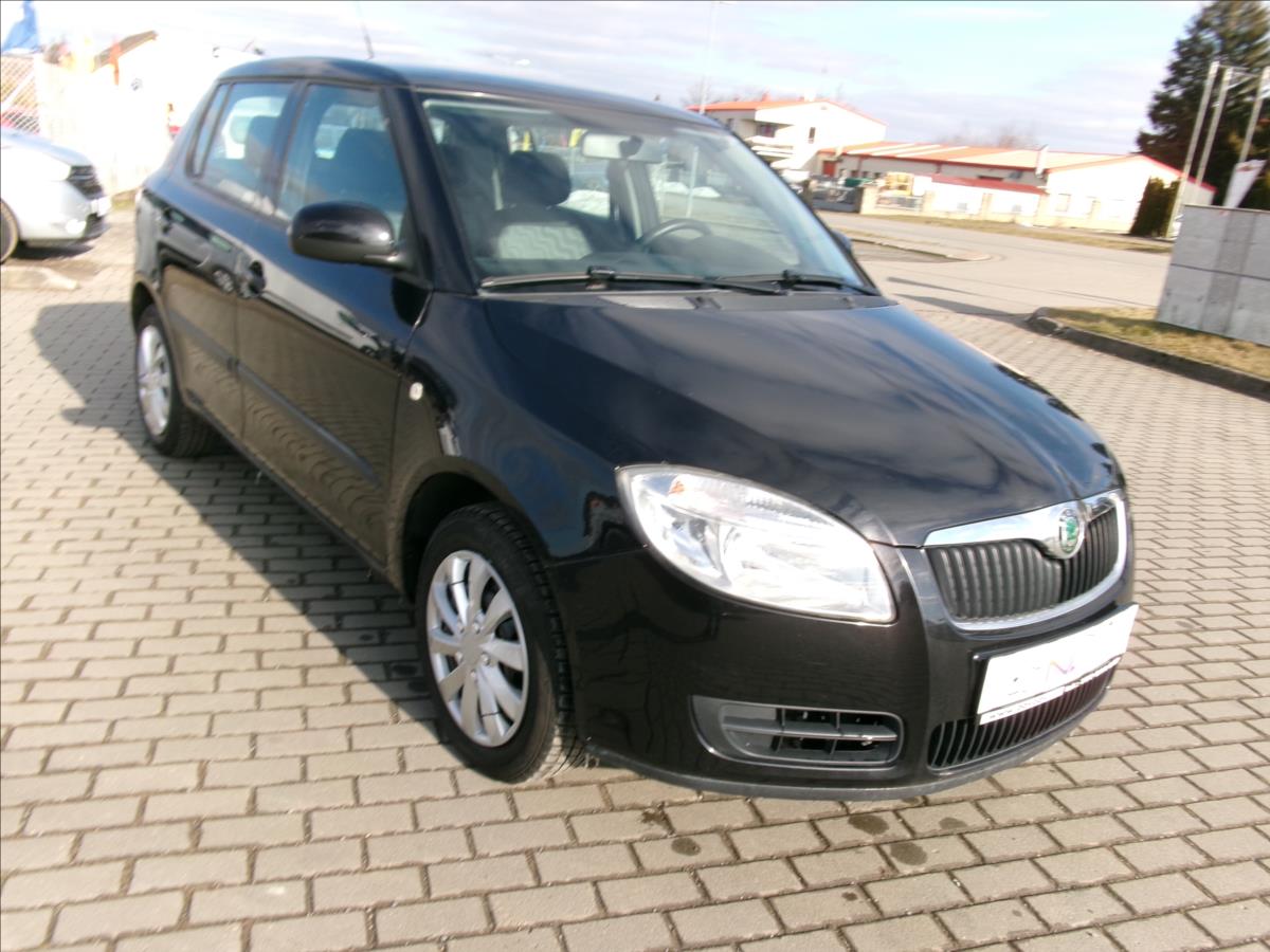 skoda-fabia-1-4-16v-sport-63kw - 5