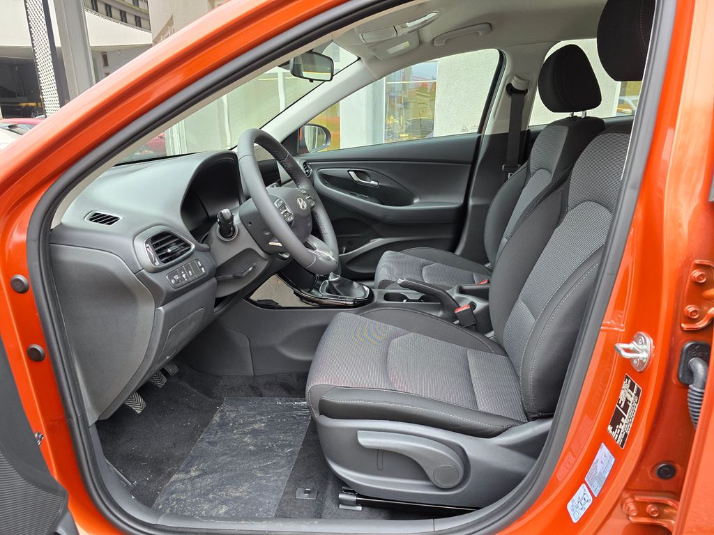 hyundai-i30-1-5i-comfort - 8