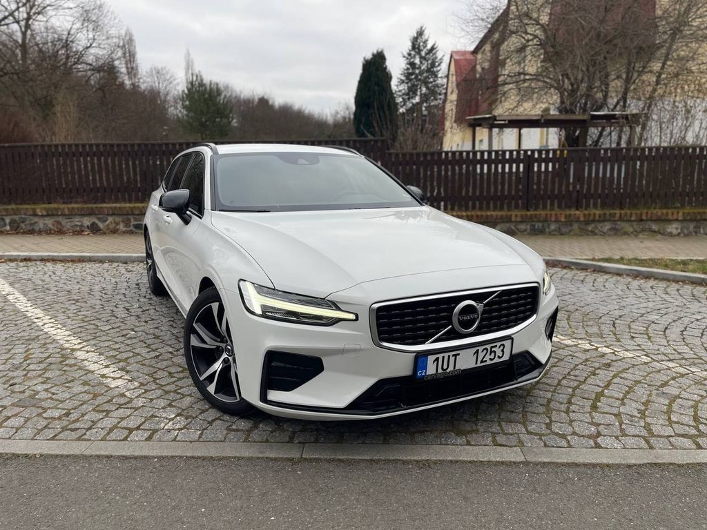 Volvo V60 Volvo V60 |