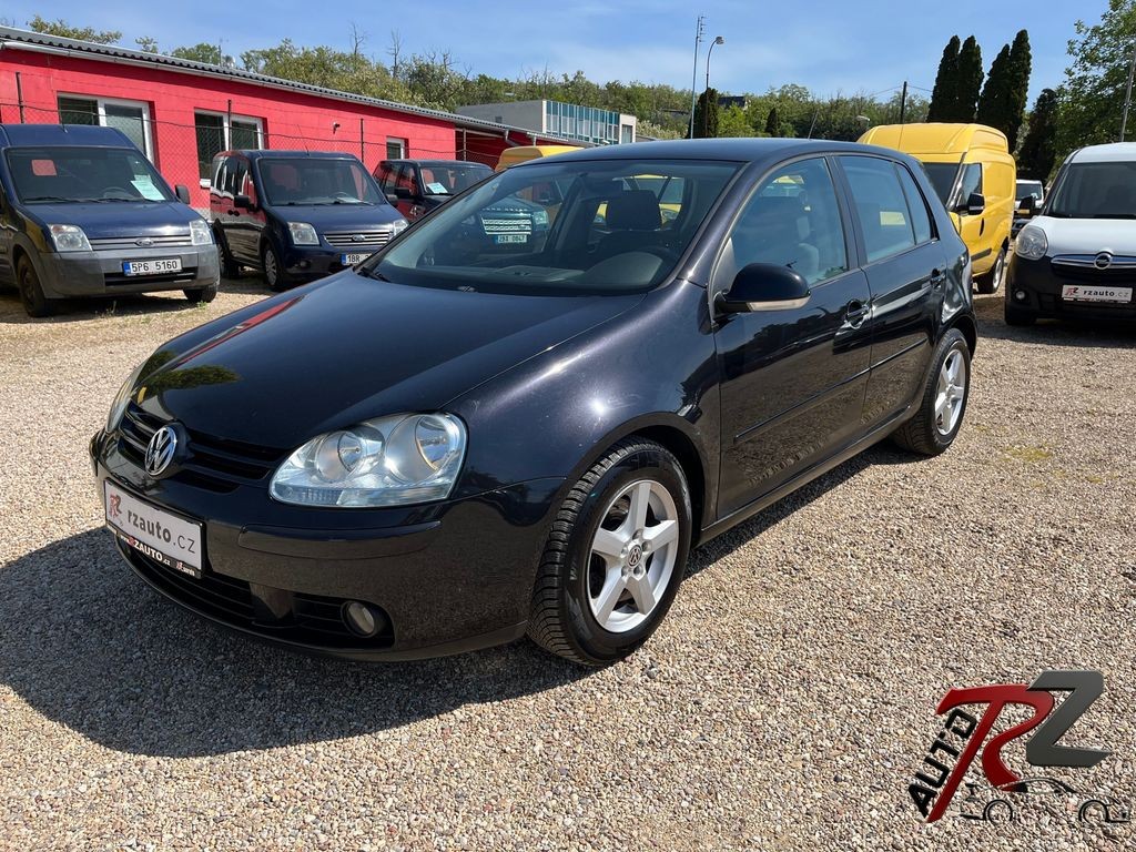 Volkswagen Golf 2.0TDI 103kW*Nova STK*