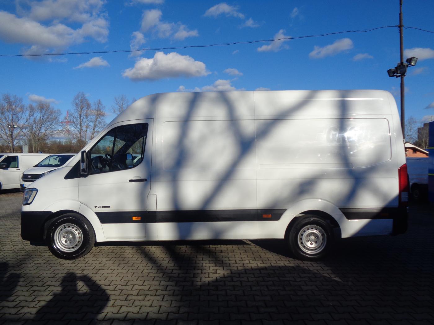 hyundai-h-350-2-5-crdi-l3h2-6mist-klima-serviska - 3