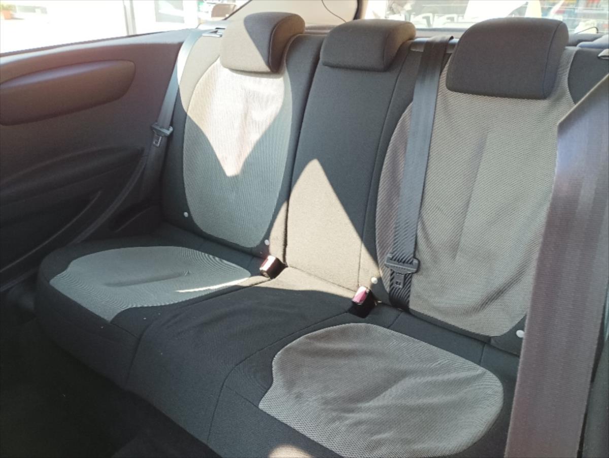 citroen-c4-1-6-i-vtr-coupe - 7