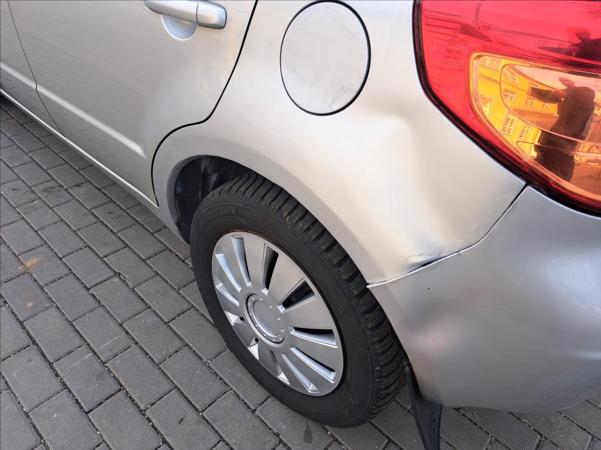 suzuki-sx4-1-9-ddis-gl-2wd - 7