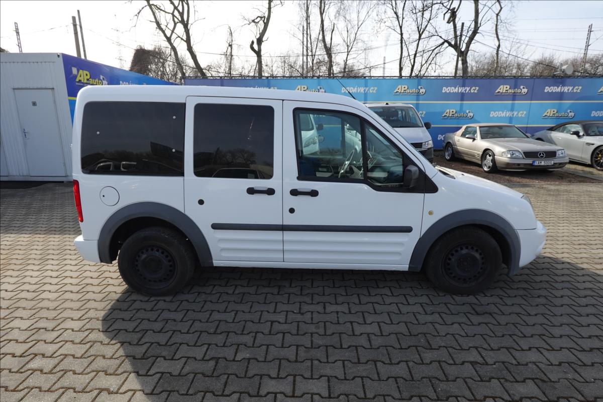 ford-tourneo-connect-1-8-tdci-5mist-klima-serviska - 7