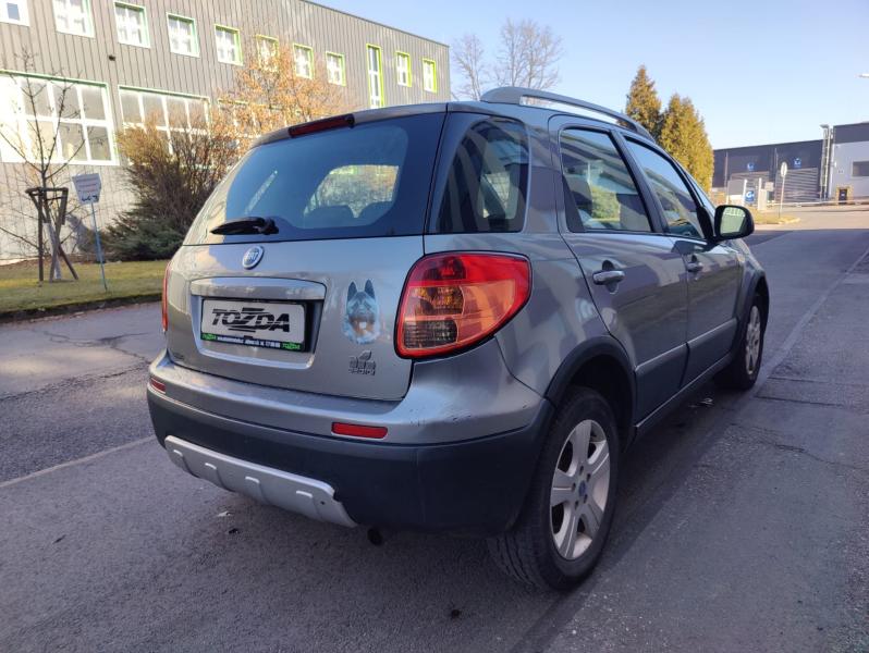 fiat-sedici-1-9-d-multijet-4x4 - 4