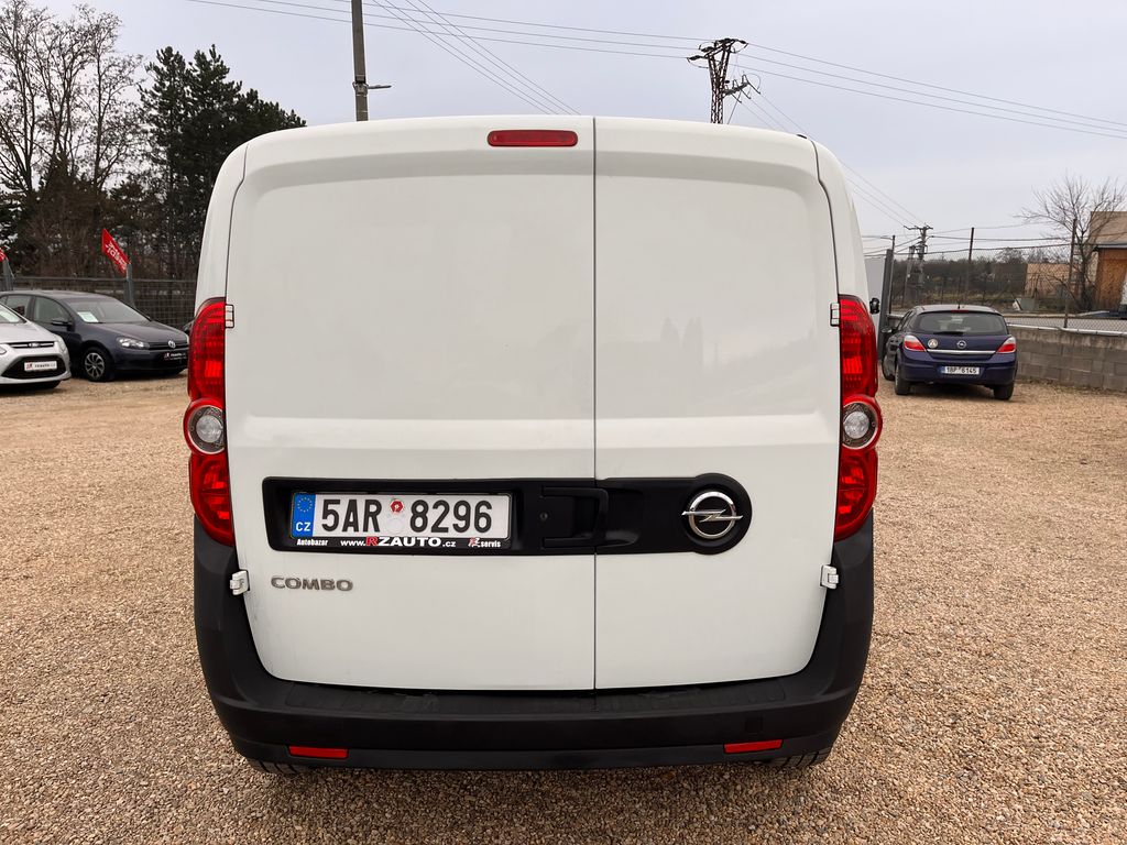 opel-combo-1-6cdti-77kw-klima-1-maj - 3