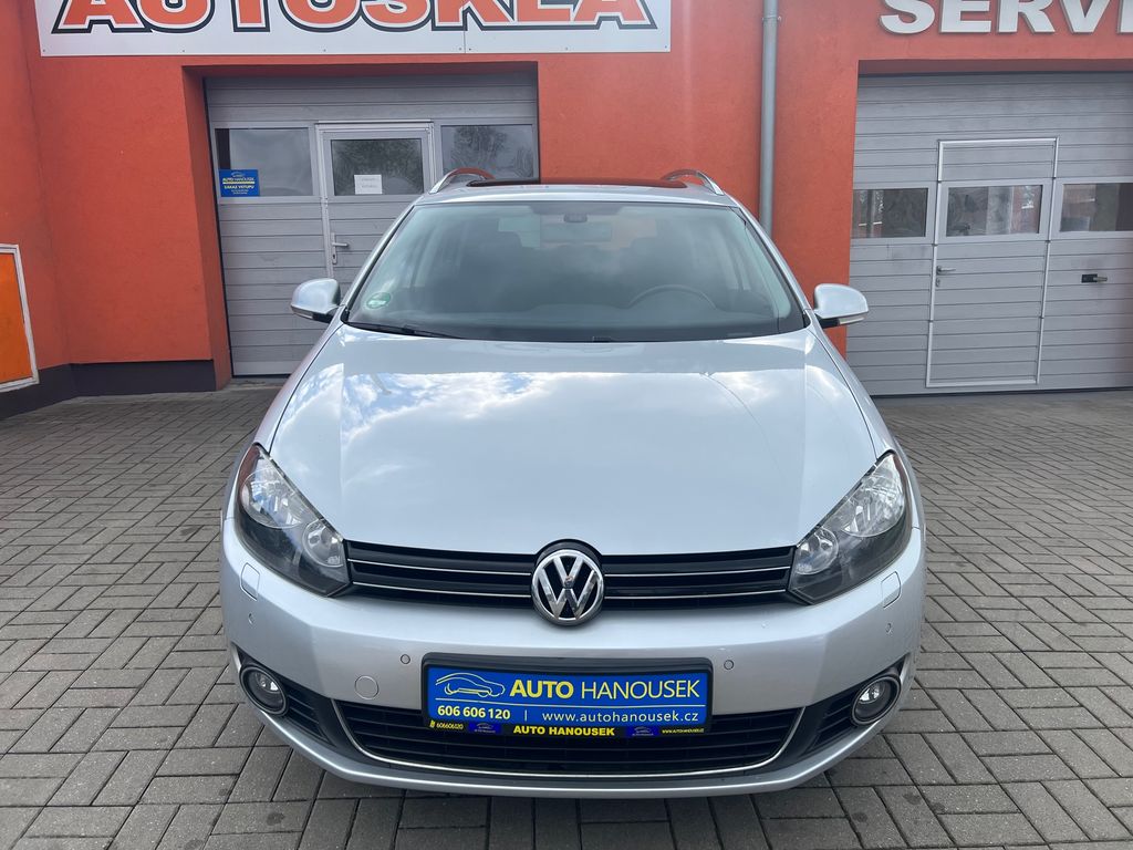 volkswagen-golf-1-4-tsi-90kw-panorama - 4