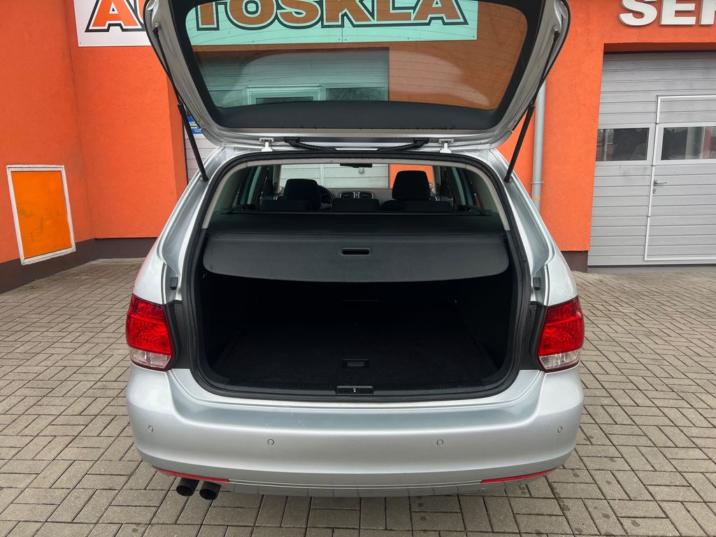 volkswagen-golf-1-4-tsi-90kw-panorama - 6