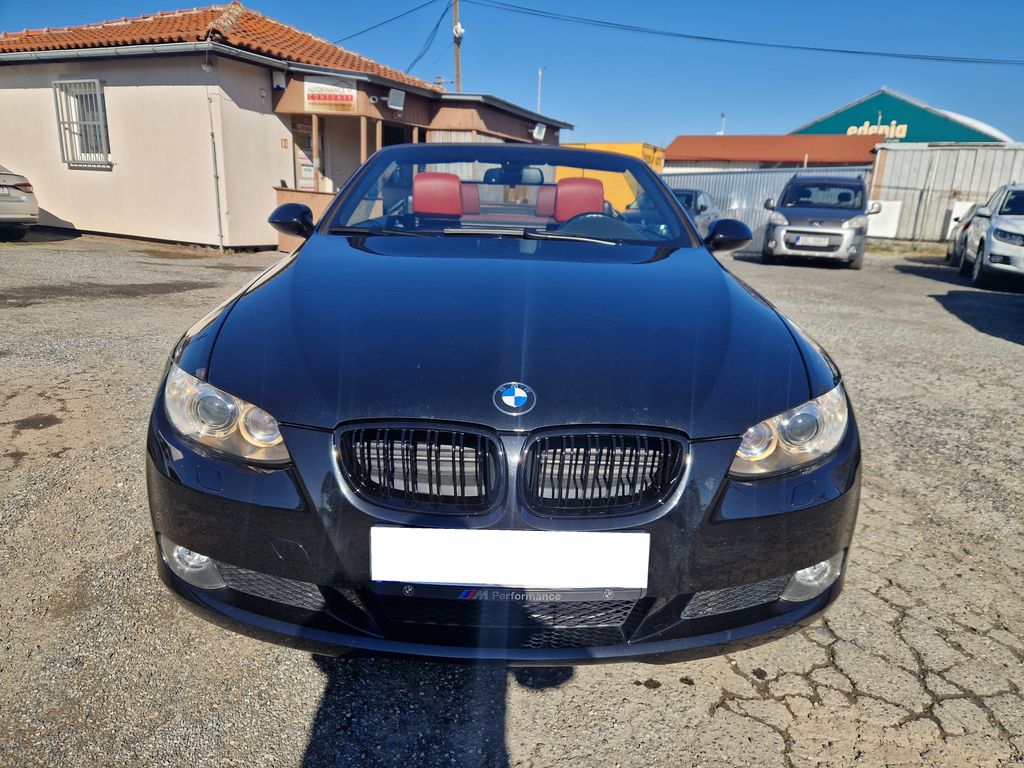 bmw-rada-3-330i-at-cabrio-200kw-cz-2-m - 1
