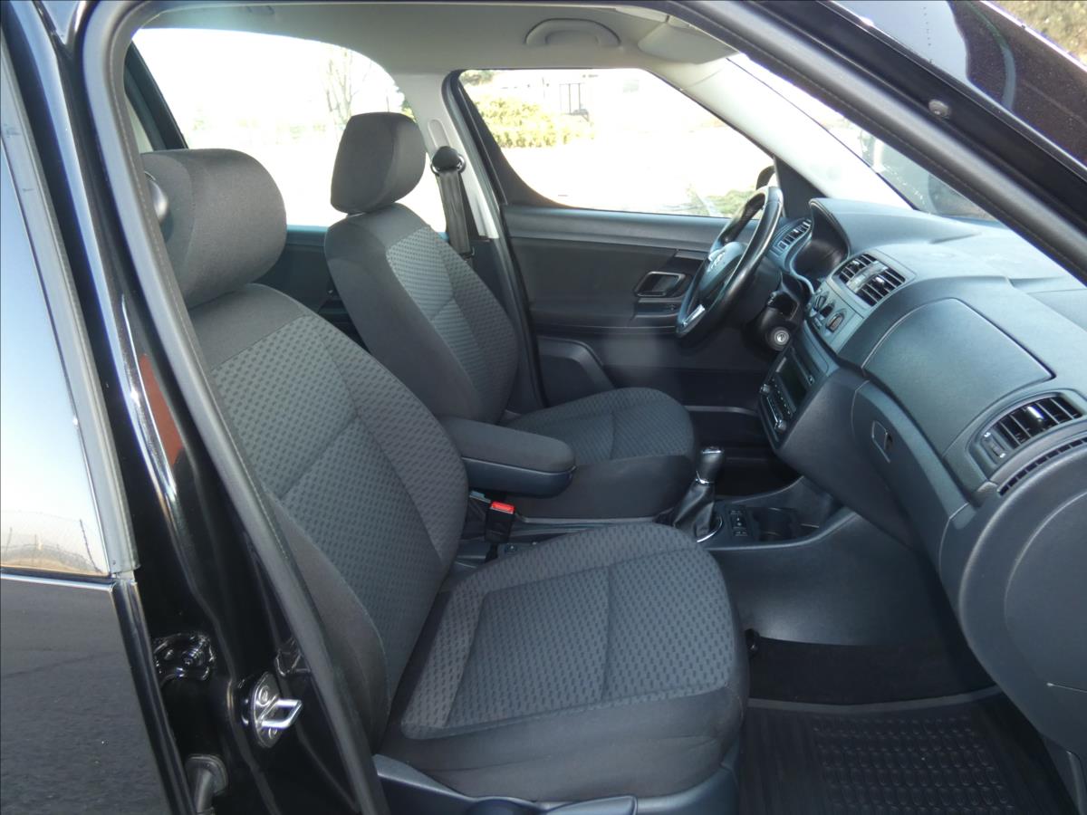 skoda-roomster-1-2-tsi-ambition - 9