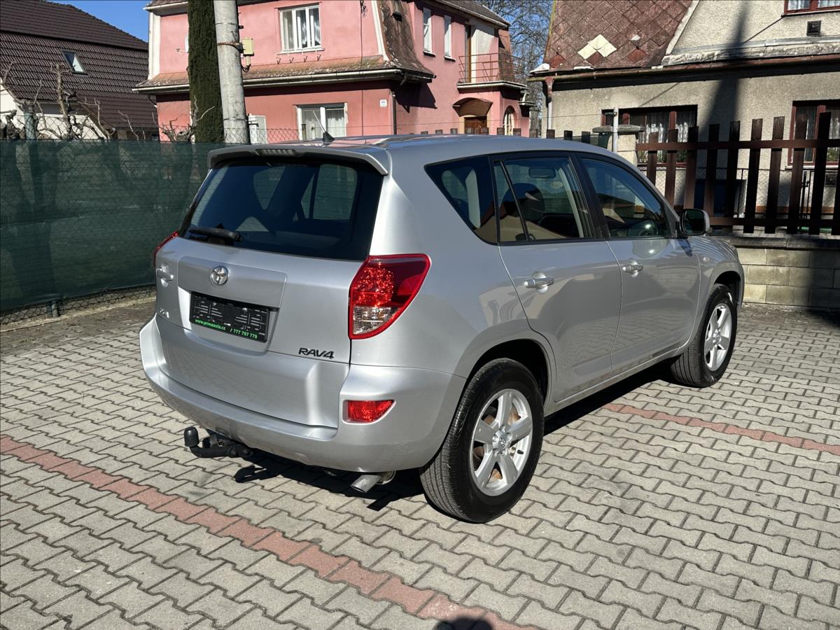 toyota-rav4-2-0-vvt-i-4x4-tazne - 2