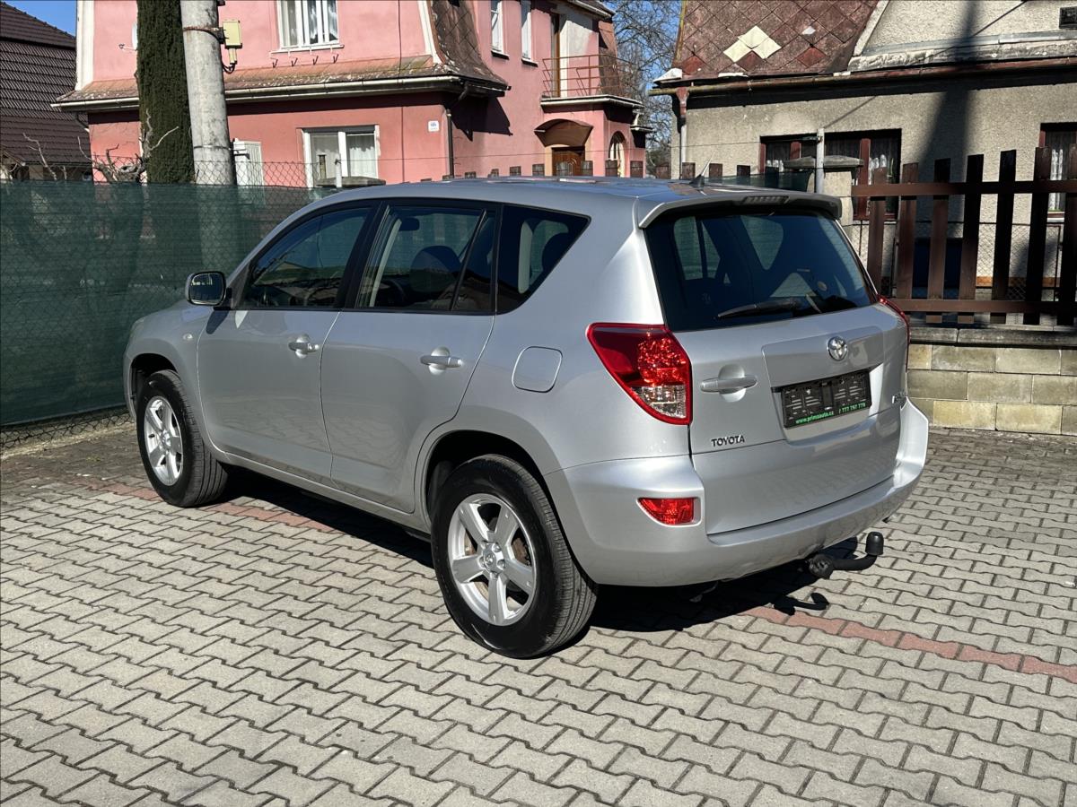 toyota-rav4-2-0-vvt-i-4x4-tazne - 6