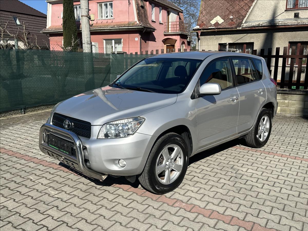 toyota-rav4-2-0-vvt-i-4x4-tazne - 8