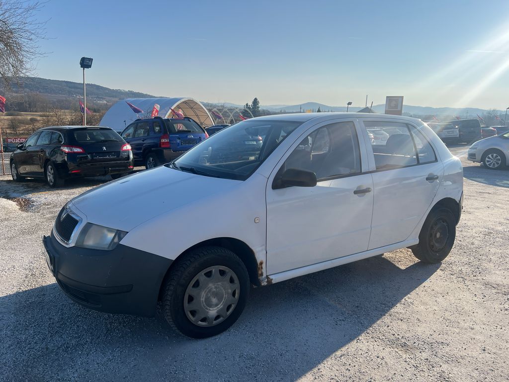 skoda-fabia-1-2-htp-junior - 2