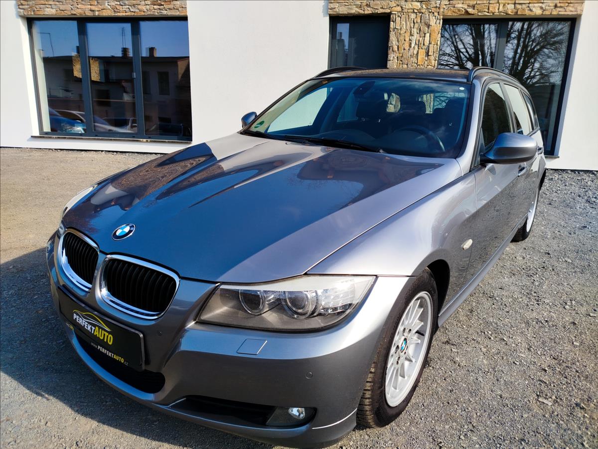 BMW Řada 3 2,0 320i 125kW, NAVI, Automat