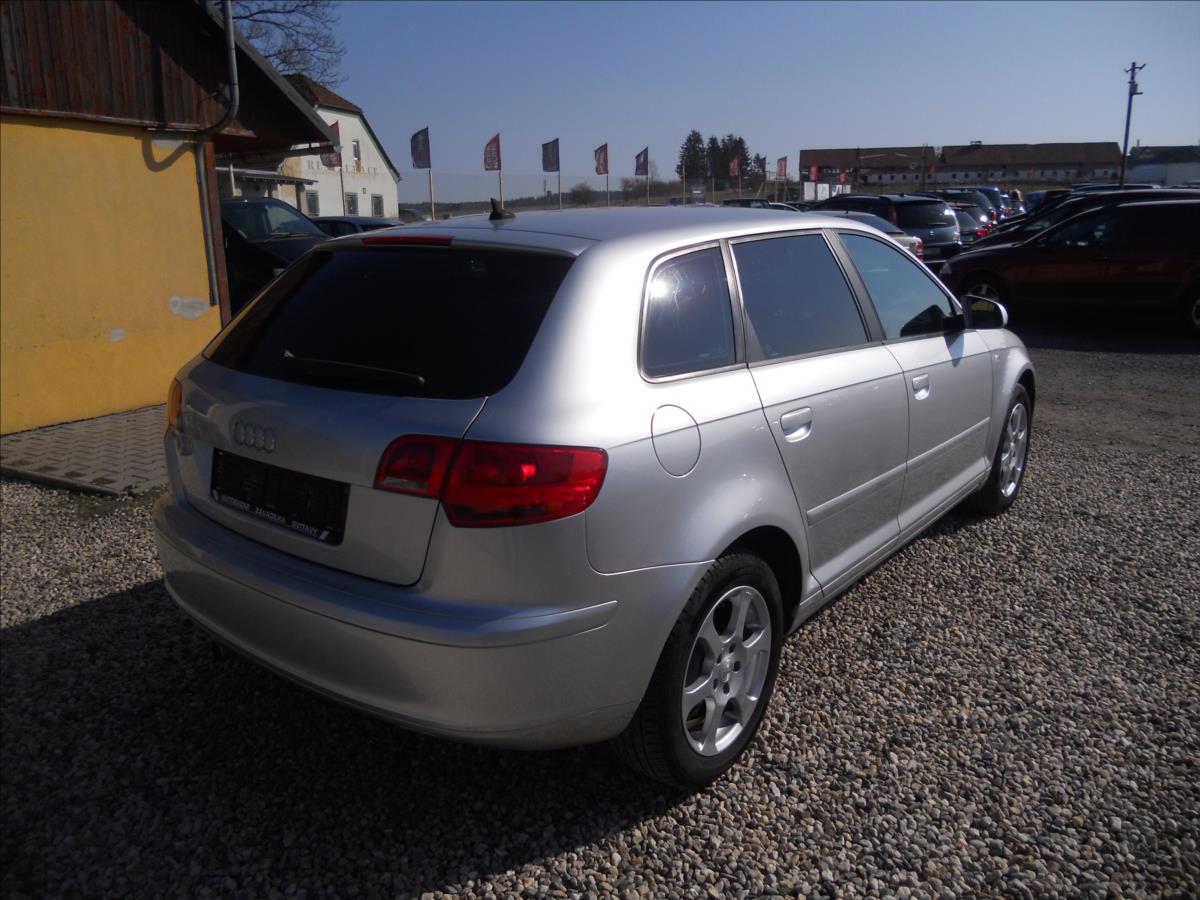 audi-a3-1-6-i-75kw-sportback - 5