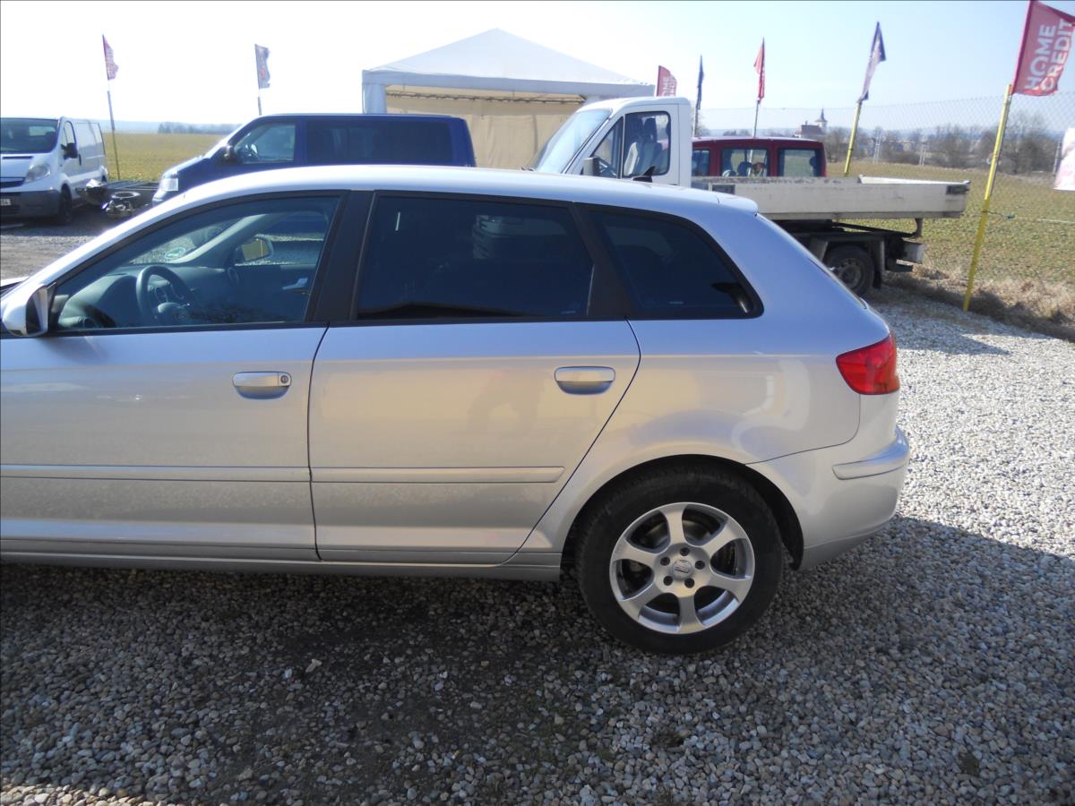 audi-a3-1-6-i-75kw-sportback - 8