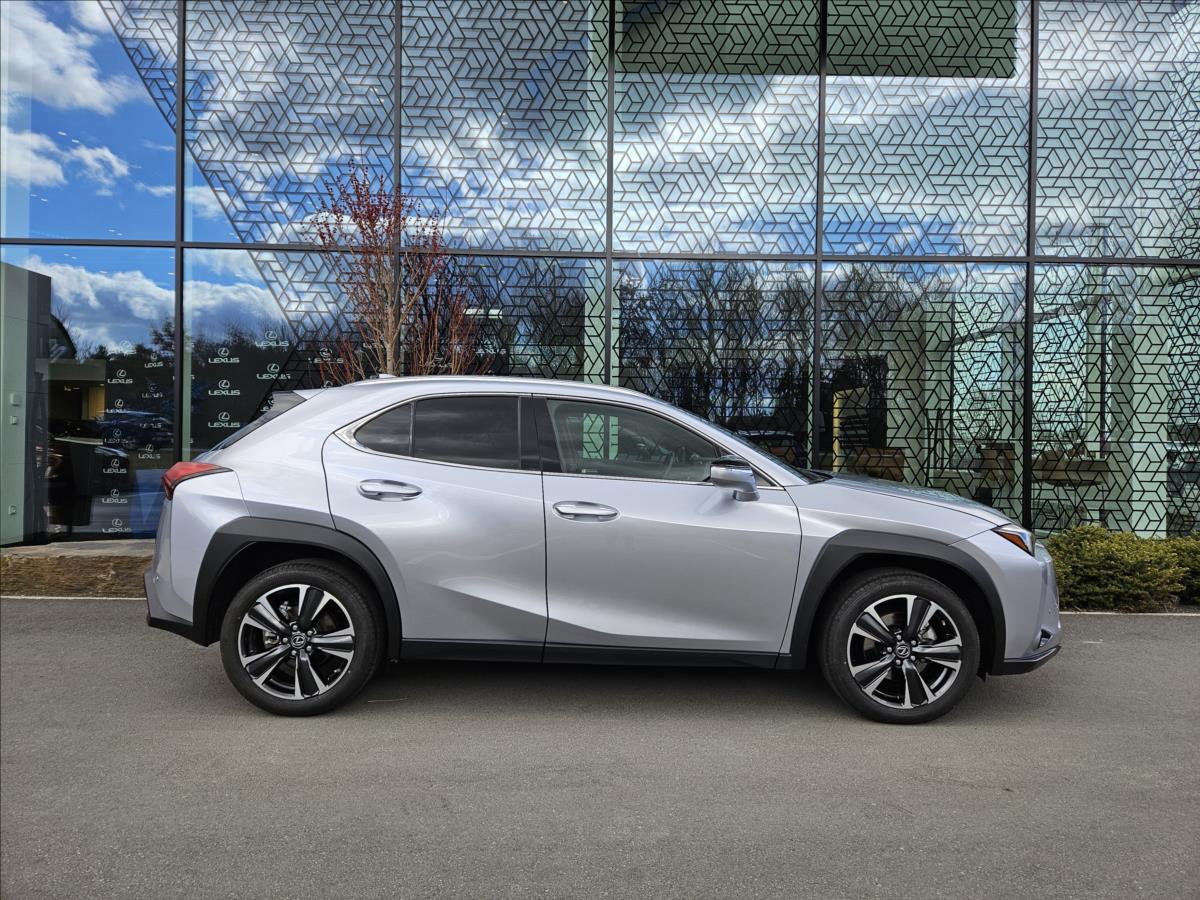 lexus-ux-250h-2-0-ux-250h-business-tech-2-0-hev - 4