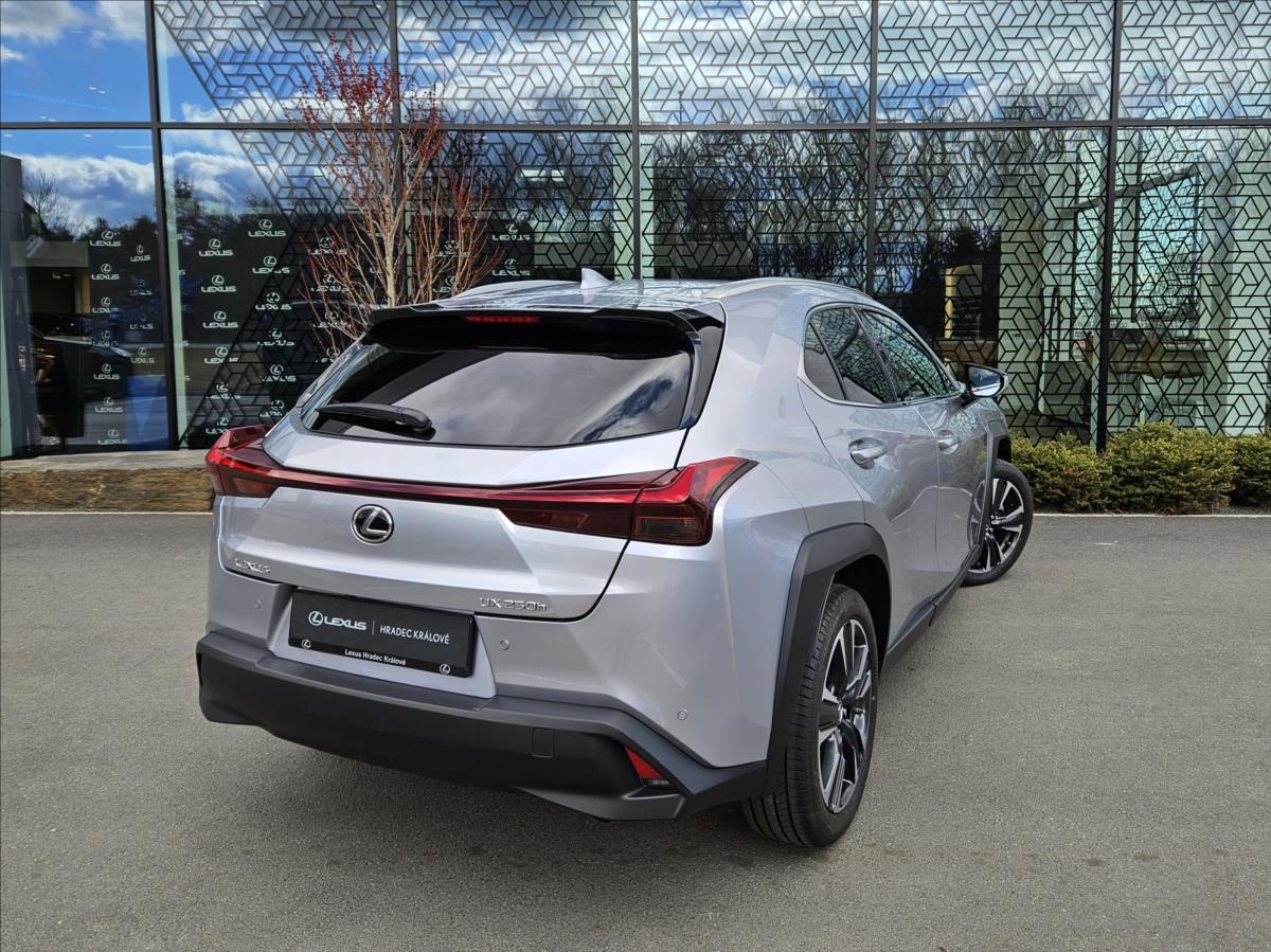 lexus-ux-250h-2-0-ux-250h-business-tech-2-0-hev - 8