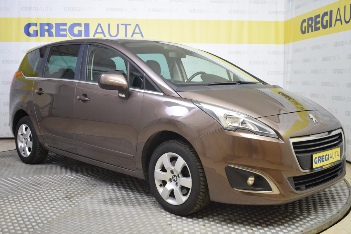 peugeot-5008-1-6-hdi-1-majitel-top-stav - 2