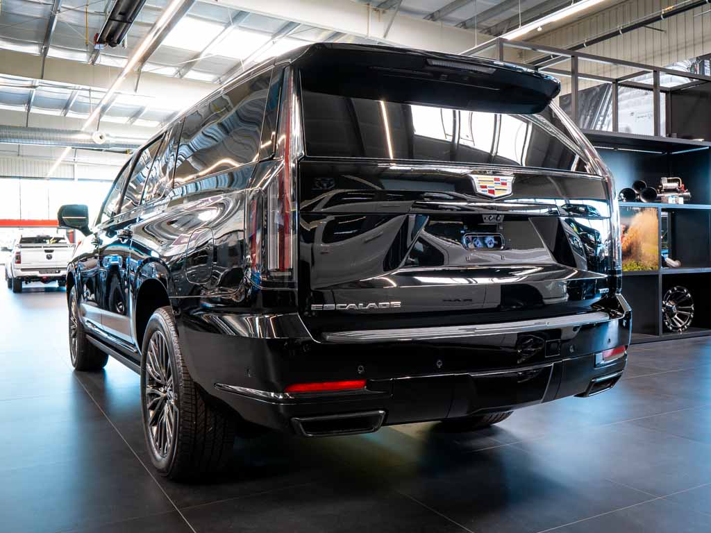 cadillac-escalade-6-2-esv-sport-platinum-2025 - 2