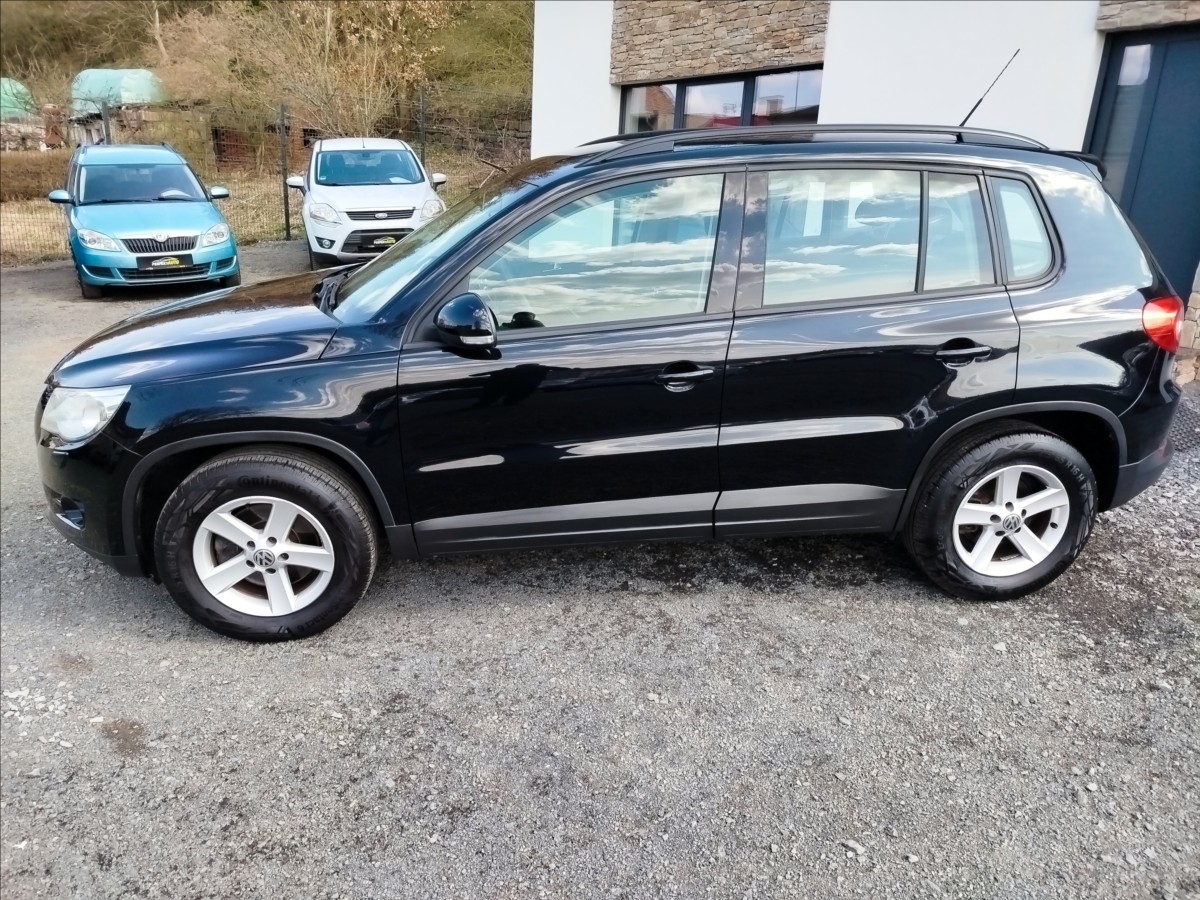 volkswagen-tiguan-2-0-tdi-103kw-4x4 - 1