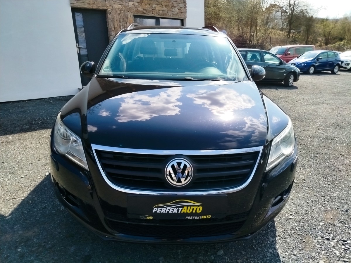 volkswagen-tiguan-2-0-tdi-103kw-4x4 - 6