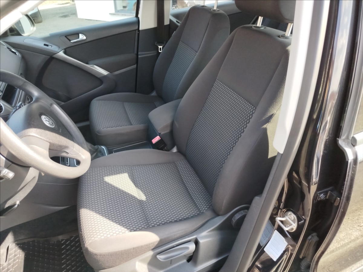 volkswagen-tiguan-2-0-tdi-103kw-4x4 - 9