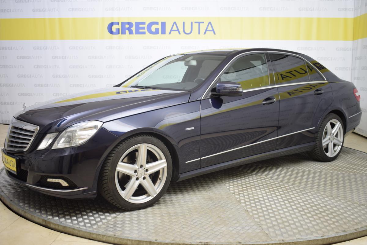 mercedes-benz-tridy-e-350cdi-pr-servis-super-stav - 1