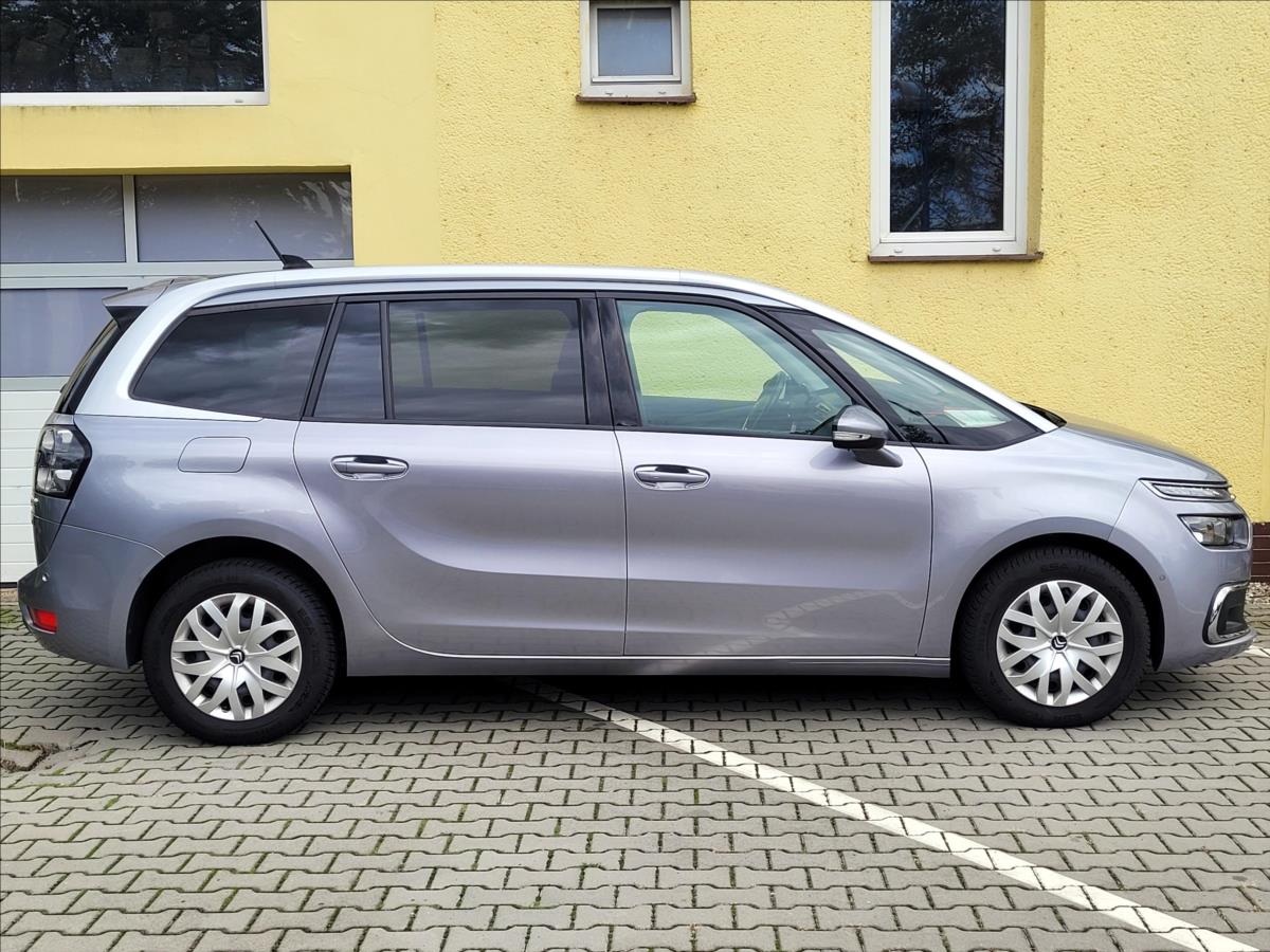 citroen-grand-c4-picasso-1-6-thp-eat6-feel-malo-najeto - 5