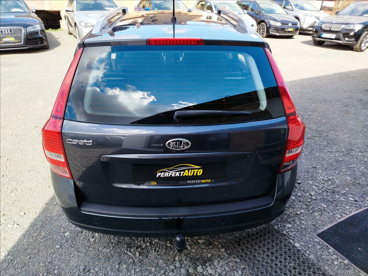 kia-ceed-1-4-i-66kw-active-tazne-zarizeni - 3