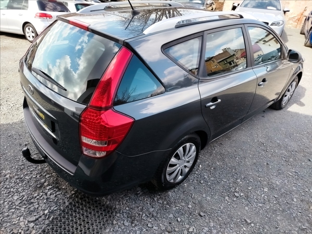 kia-ceed-1-4-i-66kw-active-tazne-zarizeni - 4