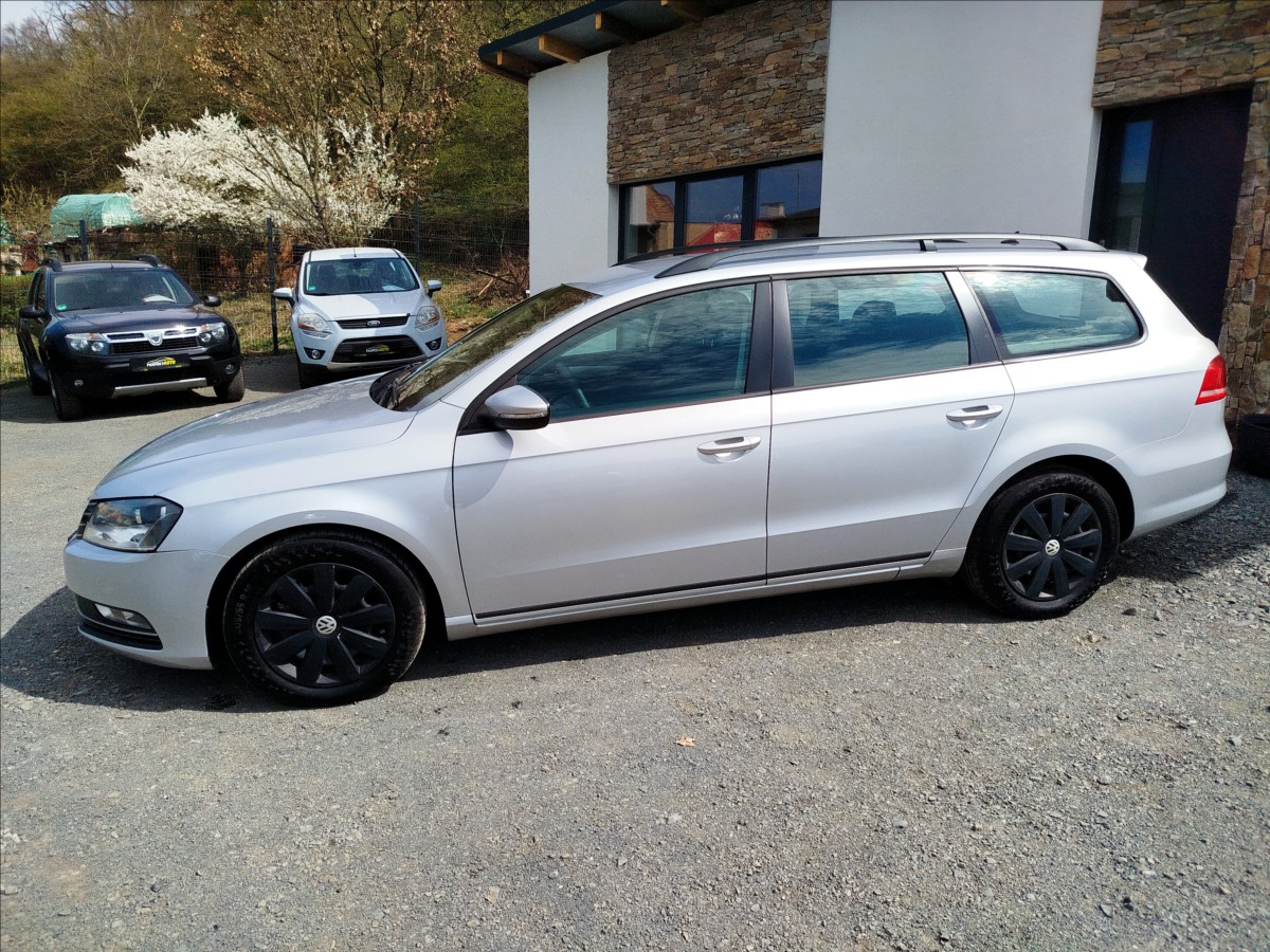 volkswagen-passat-2-0-tdi-103kw-dsg - 1
