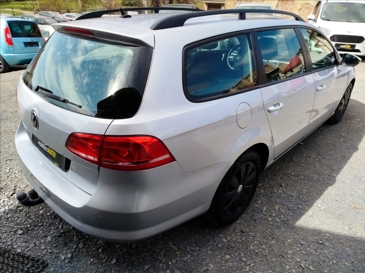 volkswagen-passat-2-0-tdi-103kw-dsg - 4