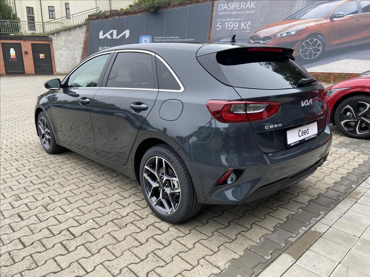 kia-ceed-1-5-t-gdi-gpf-top-bus-demo-5hb - 4